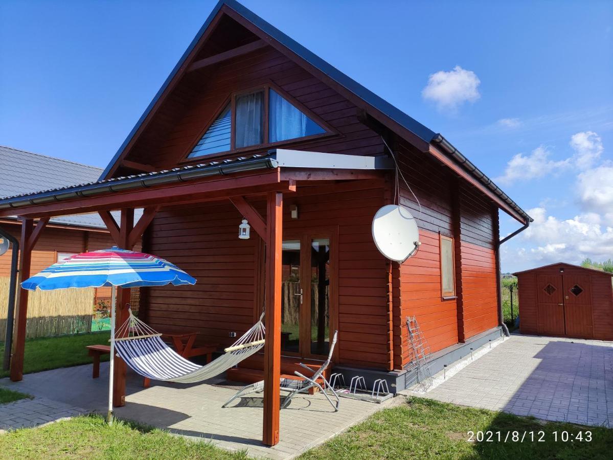 Przytulny Domek Darlowo Exterior foto